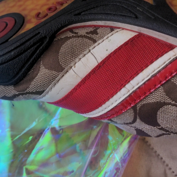 Shoes - Picture 4 of 8